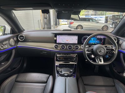 MERCEDES-BENZ E-CLASS AMG - 5