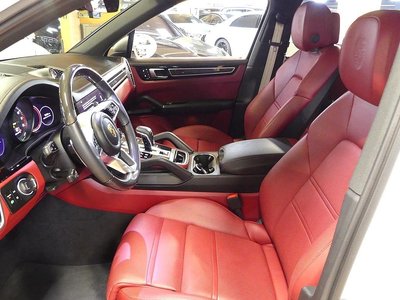 PORSCHE CAYENNE - 10