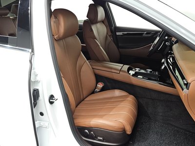 GENESIS G80 (RG3) - 10