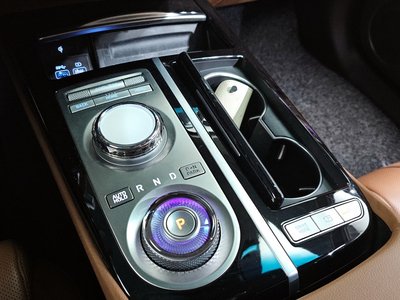 GENESIS G80 (RG3) - 9