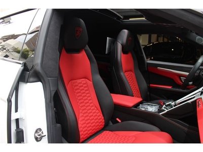 2020 Lamborghini URUS thumbnail 22