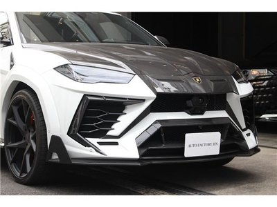 2020 Lamborghini URUS photo 6