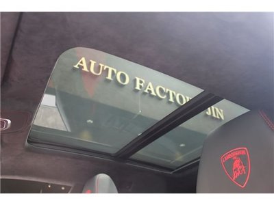 2020 Lamborghini URUS thumbnail 28