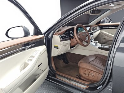 2021 Genesis G90 thumbnail 13
