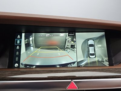 2021 Genesis G90 thumbnail 20