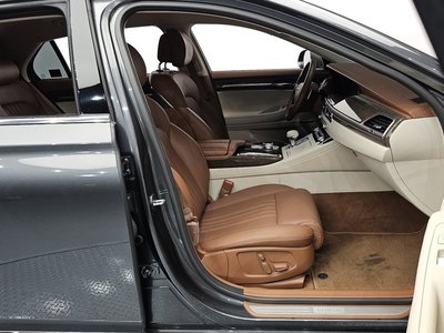 2021 Genesis G90 thumbnail 16