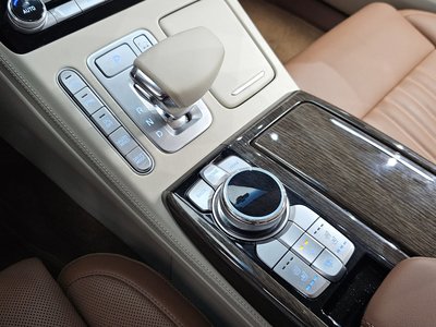 2021 Genesis G90 thumbnail 12