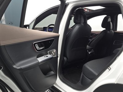 2023 Mercedes-BENZ EQE 缩略图 16