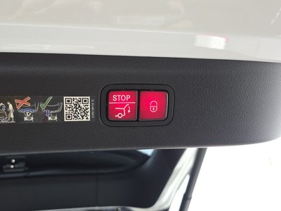 2023 Mercedes-BENZ EQE 缩略图 26