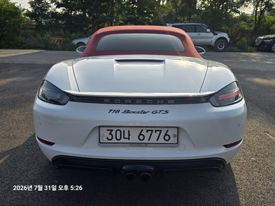 صورة 2 لـ 2019 Porsche 718