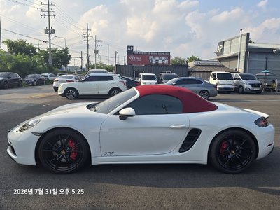 صورة 6 لـ 2019 Porsche 718