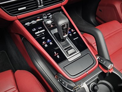 2022 Porsche CAYENNE 缩略图 12