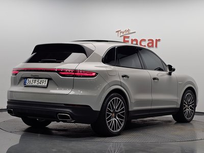 2022 Porsche CAYENNE — фото 2