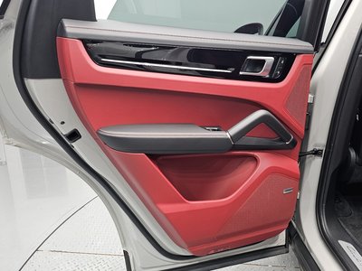 2022 Porsche CAYENNE 缩略图 15