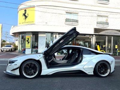 2016 BMW I8 缩略图 34