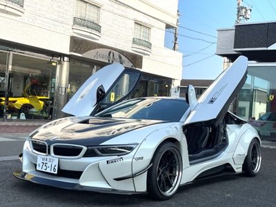 2016 BMW I8 — фото 2