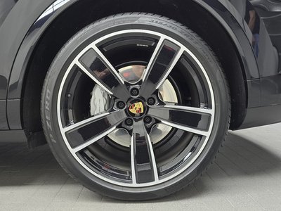 صورة 8 لـ 2020 Porsche CAYENNE