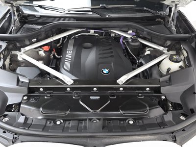 BMW X7 - 7