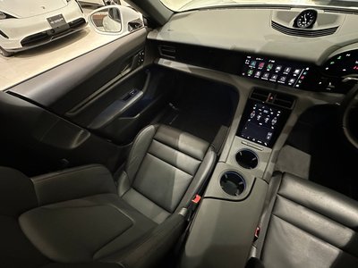 2023 Porsche TAYCAN — миниатюра 65
