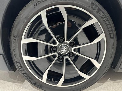 2023 Porsche TAYCAN — миниатюра 120