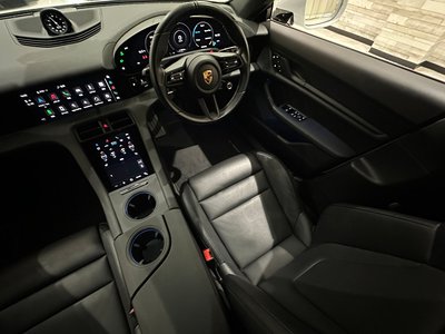 2023 Porsche TAYCAN — миниатюра 67