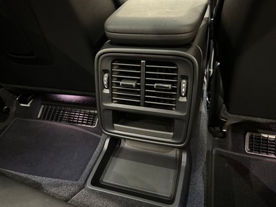 2023 Porsche TAYCAN — миниатюра 59