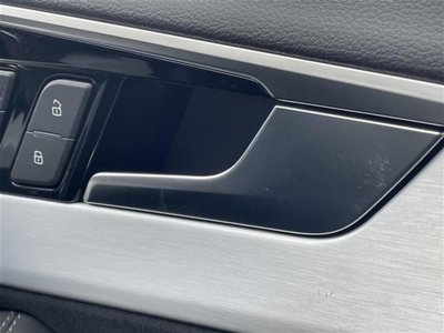 2024 AUDI A4 AVANT 照片 25