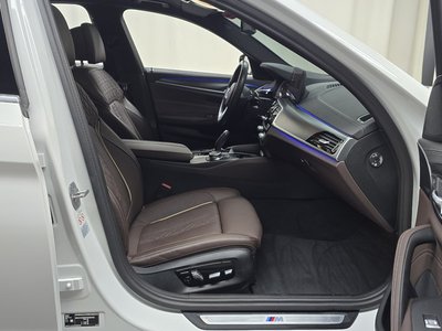صورة مصغرة 16 لـ 2022 BMW 5 SERIES