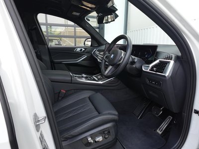 2024 BMW X7 缩略图 18