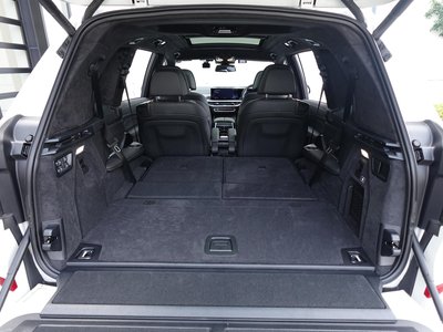 2024 BMW X7 缩略图 28