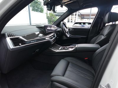 2024 BMW X7 缩略图 23