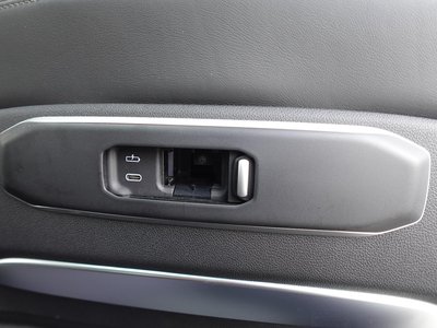 2024 BMW X7 缩略图 33