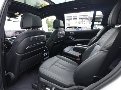 2024 BMW X7 缩略图 25