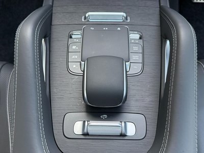 2024 Mercedes-BENZ GLS — миниатюра 30