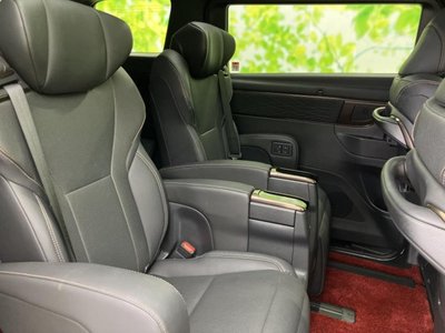 TOYOTA ALPHARD - 5