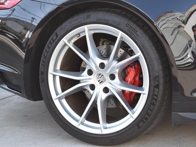صورة مصغرة 24 لـ 2017 Porsche 911