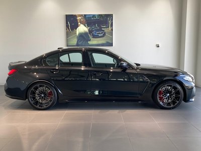 BMW M3 SEDAN - 3