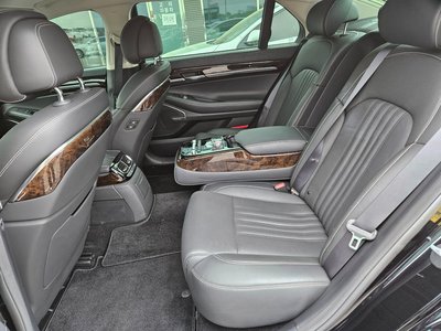 صورة مصغرة 11 لـ 2021 Genesis G90