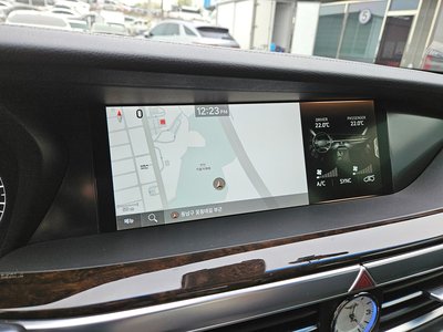 صورة مصغرة 15 لـ 2021 Genesis G90