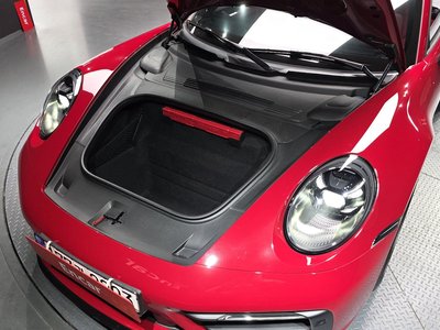 PORSCHE 911 - 7