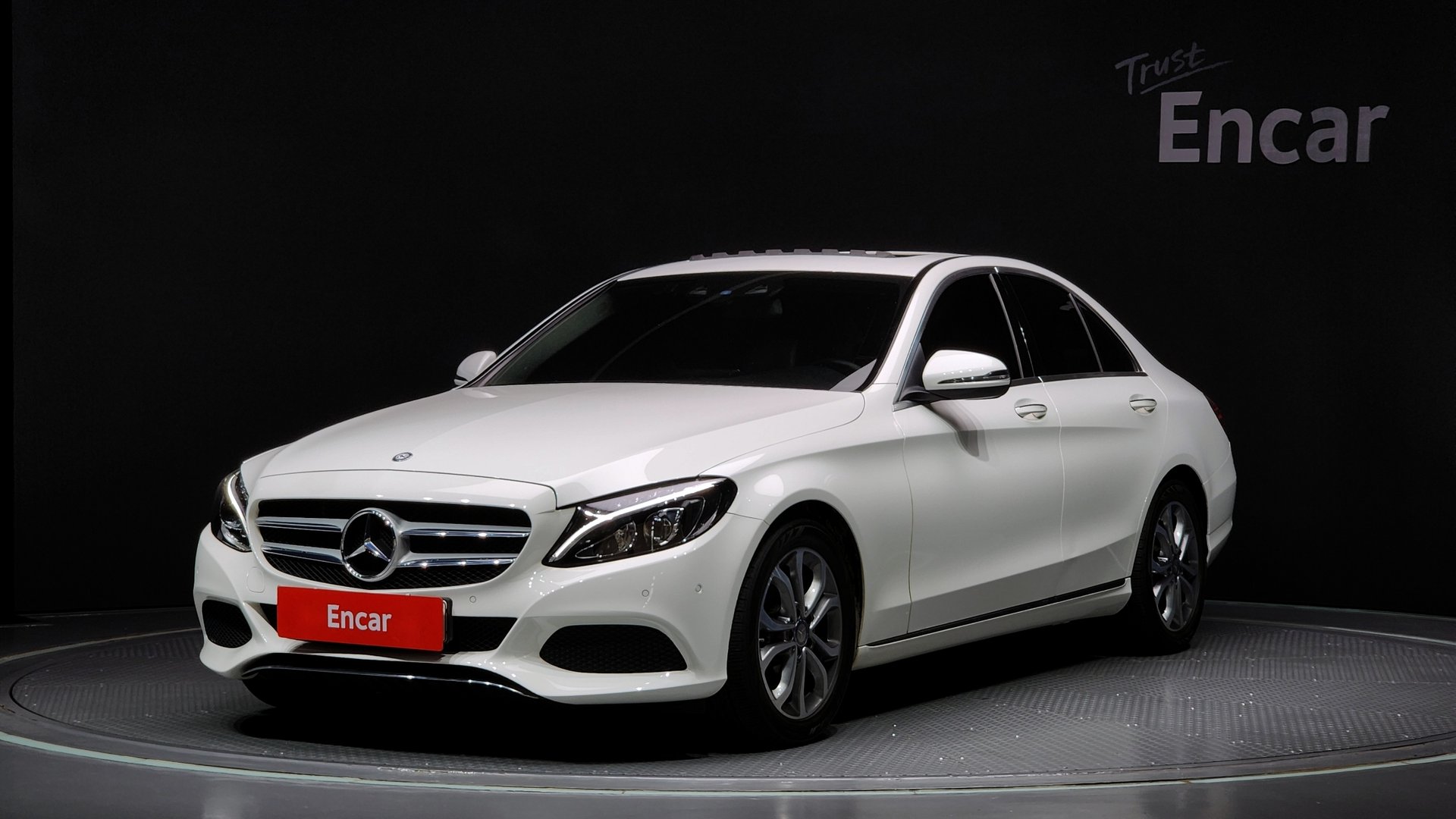 MERCEDES-BENZ C-CLASS - View 1