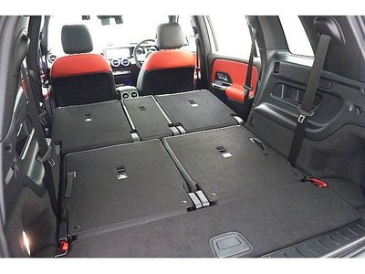 صورة مصغرة 36 لـ 2023 Mercedes-BENZ GLB AMG