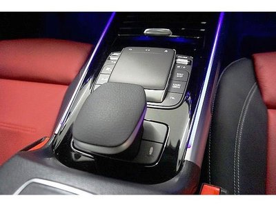 صورة مصغرة 28 لـ 2023 Mercedes-BENZ GLB AMG