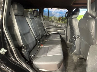 TOYOTA LAND CRUISER 250 - 9