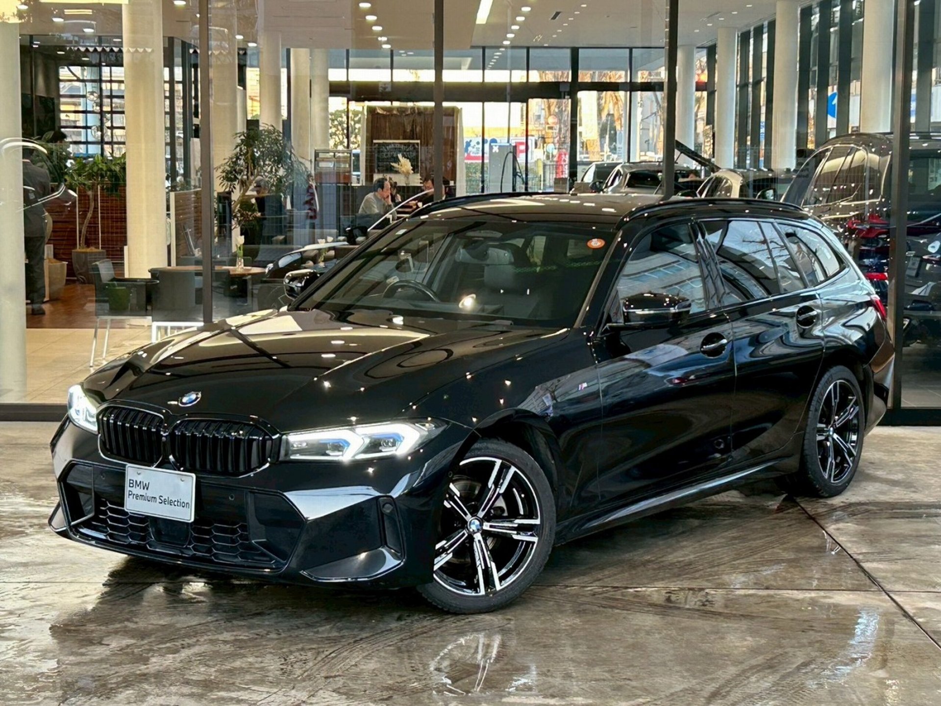 BMW 3 SERIES TOURING - View 1