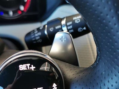 2020 LAND Rover RANGE ROVER VELAR — миниатюра 17