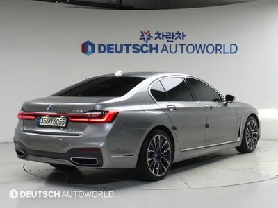 صورة 4 لـ 2021 BMW 7 SERIES
