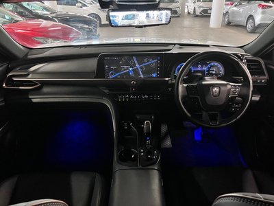 TOYOTA CROWN SPORT - 7