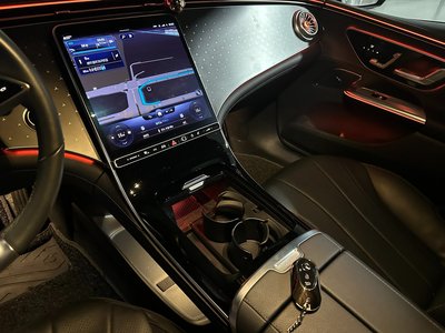 صورة 10 لـ 2023 Mercedes-BENZ EQE