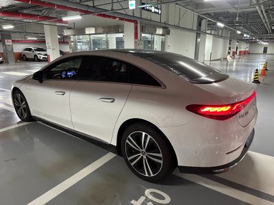 صورة 6 لـ 2023 Mercedes-BENZ EQE